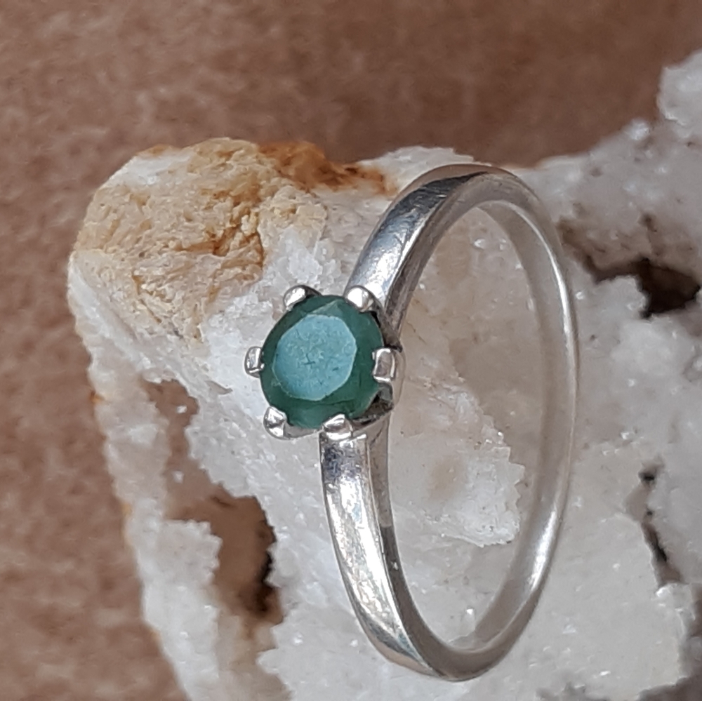 Natural emerald ring size 8